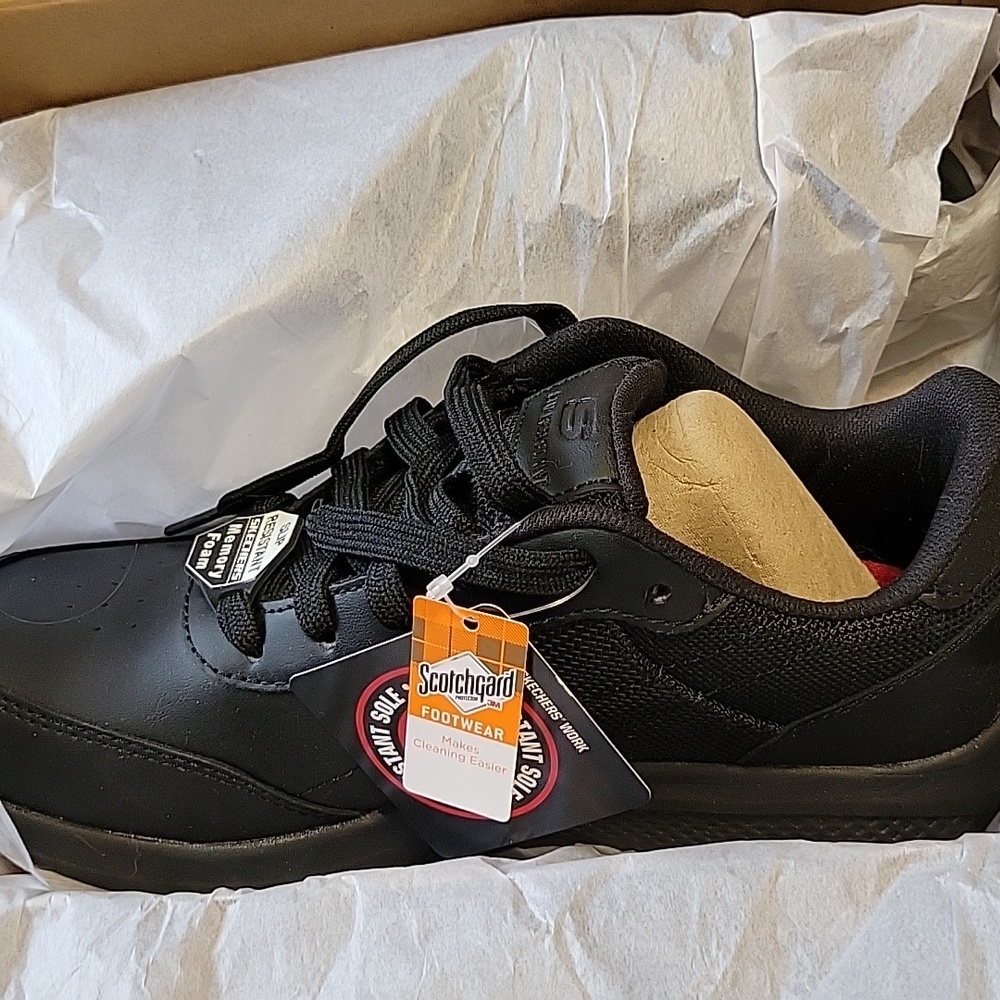 Sketchers black size 8 memory foam slip resistant NWT - Picture 3 of 3